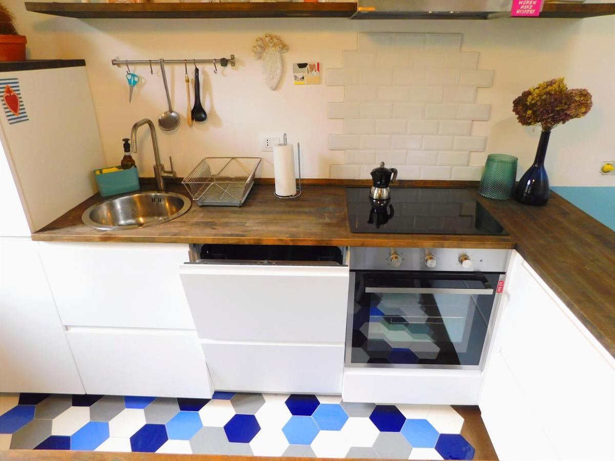 Bologna City Center Aldrovandi Flat Eksteriør bilde