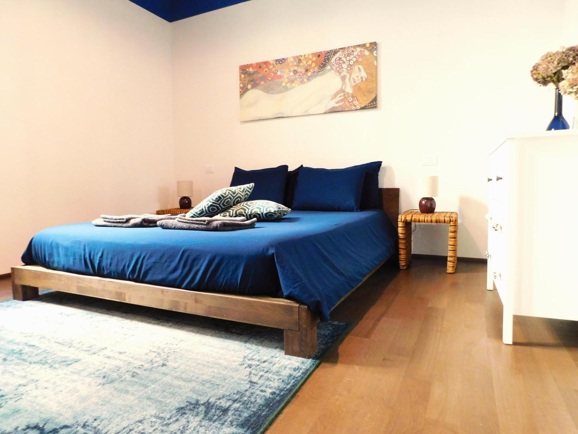 Bologna City Center Aldrovandi Flat Eksteriør bilde